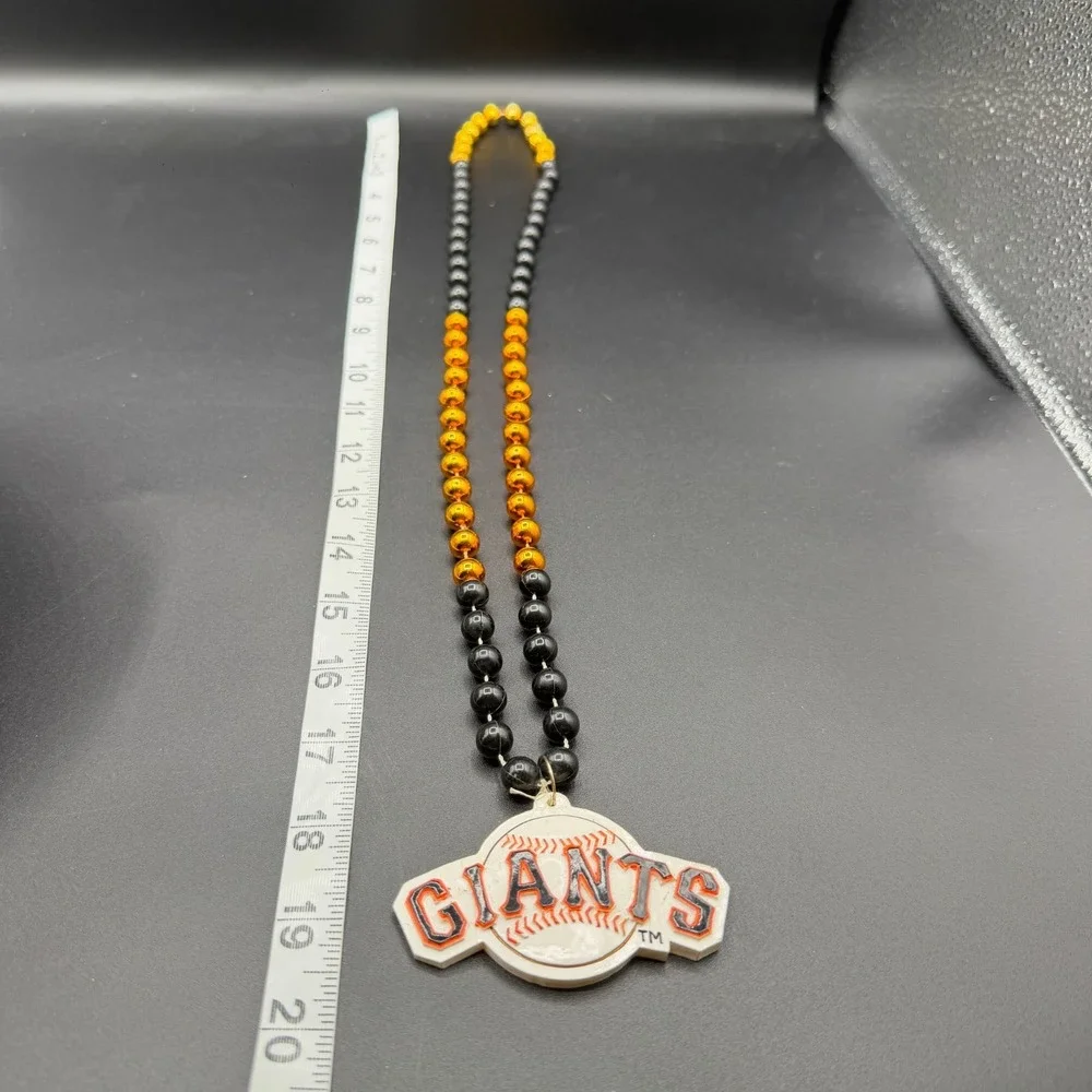 San Francisco Giants Beaded Necklace Black Orange Logo Pendant MLB Baseball